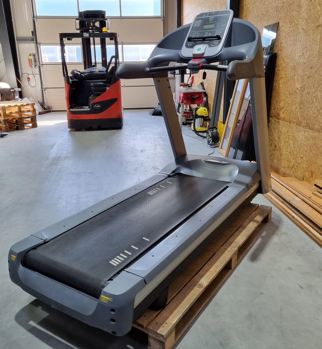 Precor Laufband 954i LED Konsole, gebraucht - überholter Zustand - Image 5