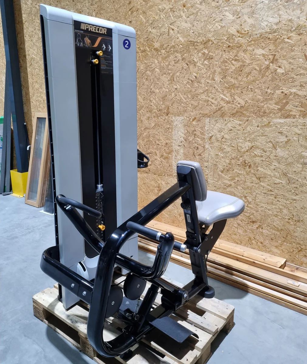 Precor Rudern mit Bruststütze, Row, Lat-Rudern, Rahmenfarbe Schwarz, Polsterfarbe Grau, gebraucht - überholter Zustand - Image 2