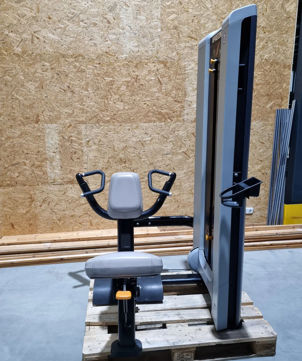 Precor Rudern mit Bruststütze, Row, Lat-Rudern, Rahmenfarbe Schwarz, Polsterfarbe Grau, gebraucht - überholter Zustand - Image 4