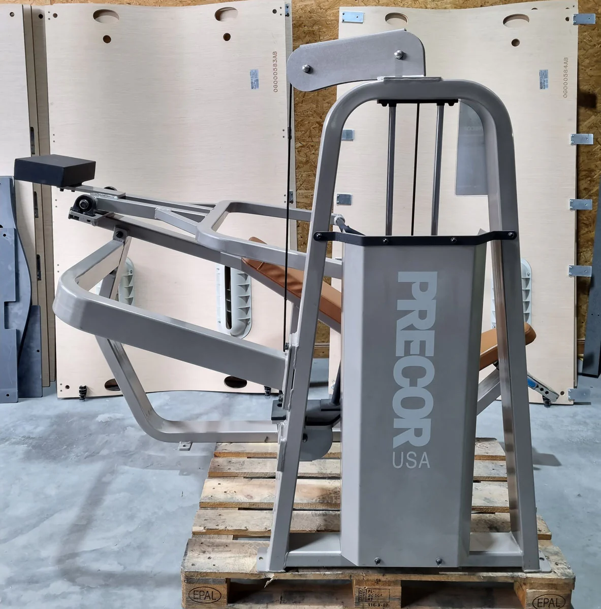 Precor Schrägbankdrückenmaschine, Incline Chestpress 402 Icarian Line, Brustpresse schräg, Rahmenfarbe Silber, gebraucht - überholter Zustand - Image 4