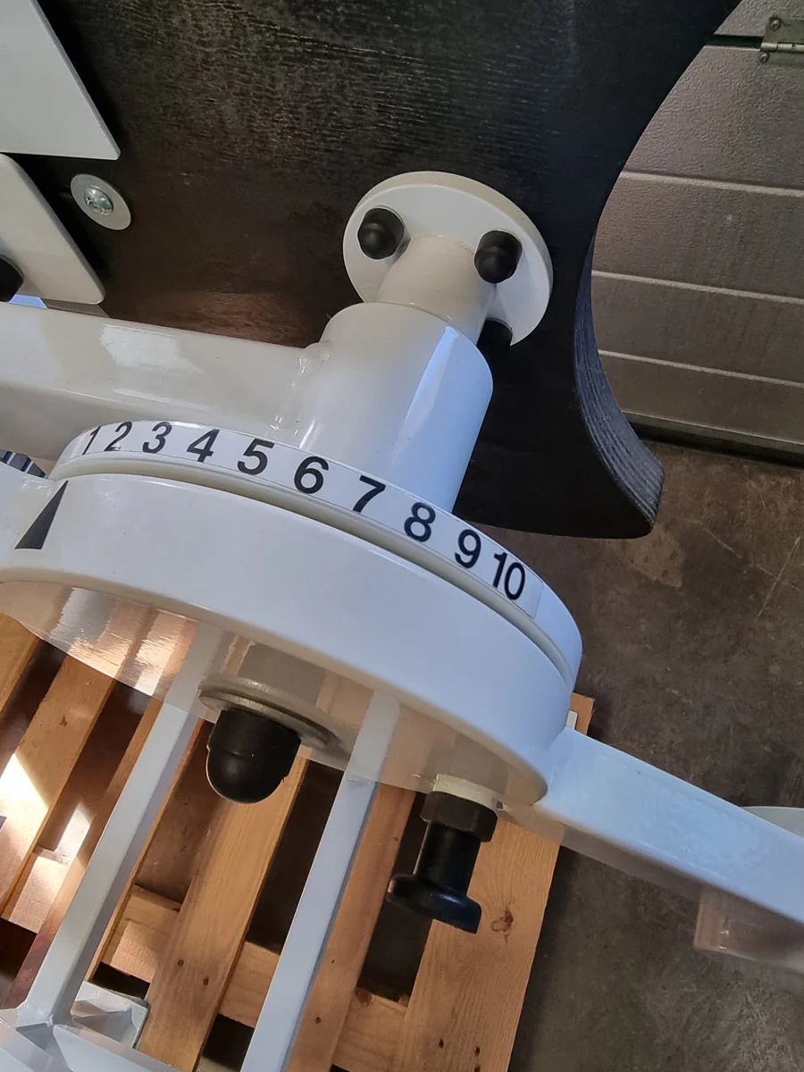 Proxomed Bauchbeuger / Rückenstrecker Kombigerät, 2 in 1 Kombigerät, Rahmenfarbe Weiß, Polsterfarbe Schwarz, gebraucht - überholter Zustand - Image 7