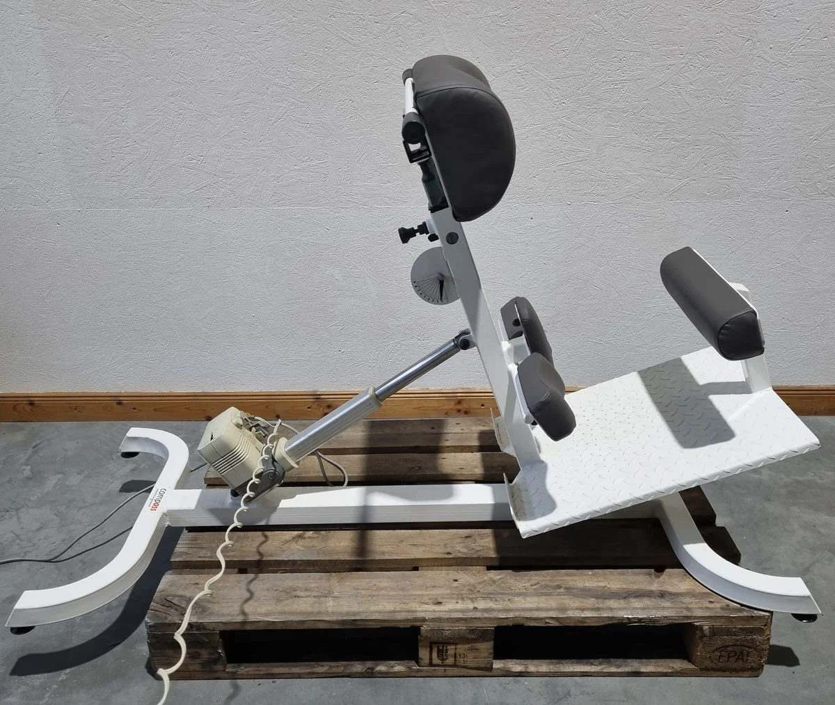 Proxomed Compass MTT Rückentrainer Kombi, Hyperextension, Rückenstrecker, elektrisch verstellbar, Rumpfmuskeltrainer, gebraucht - überholter Zustand - Image 6
