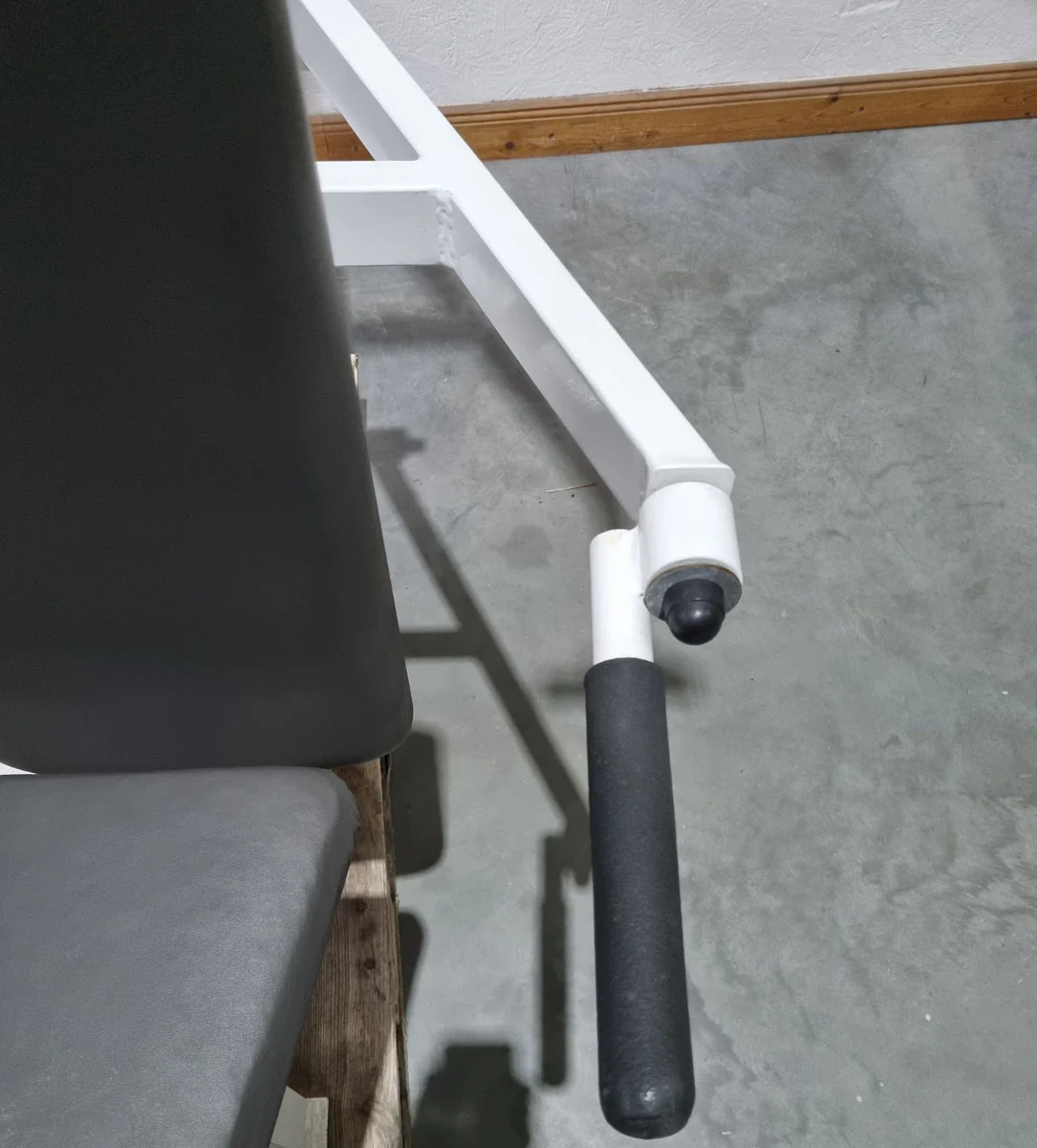 Proxomed Compass Schulterblattfixator / Stützstemme - Latzug und Dips - Kombigerät 2 in 1, Rahmenfarbe Weiß, gebraucht - überholter Zustand - Image 5