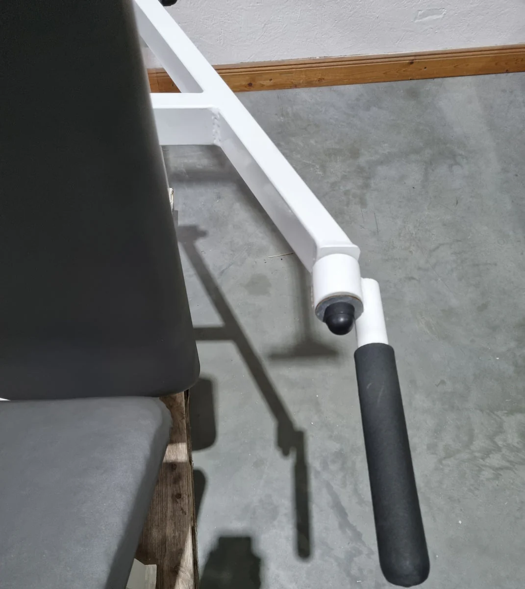 Proxomed Compass Schulterblattfixator / Stützstemme - Latzug und Dips - Kombigerät 2 in 1, Rahmenfarbe Weiß, gebraucht - überholter Zustand - Image 6