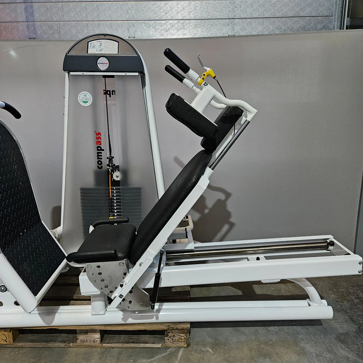 Proxomed Funktionsstemme Compass 530, Beinpresse verstellbar, MPG, Reha, Rahmenfarbe Weiß, Polster Schwarz, gebraucht - überholter Zustand - Image 12