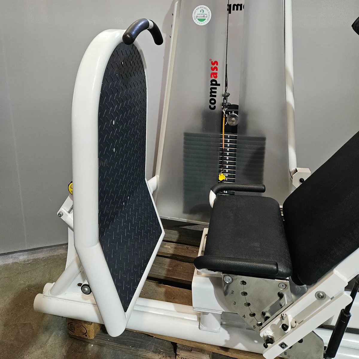Proxomed Funktionsstemme Compass 530, Beinpresse verstellbar, MPG, Reha, Rahmenfarbe Weiß, Polster Schwarz, gebraucht - überholter Zustand - Image 9