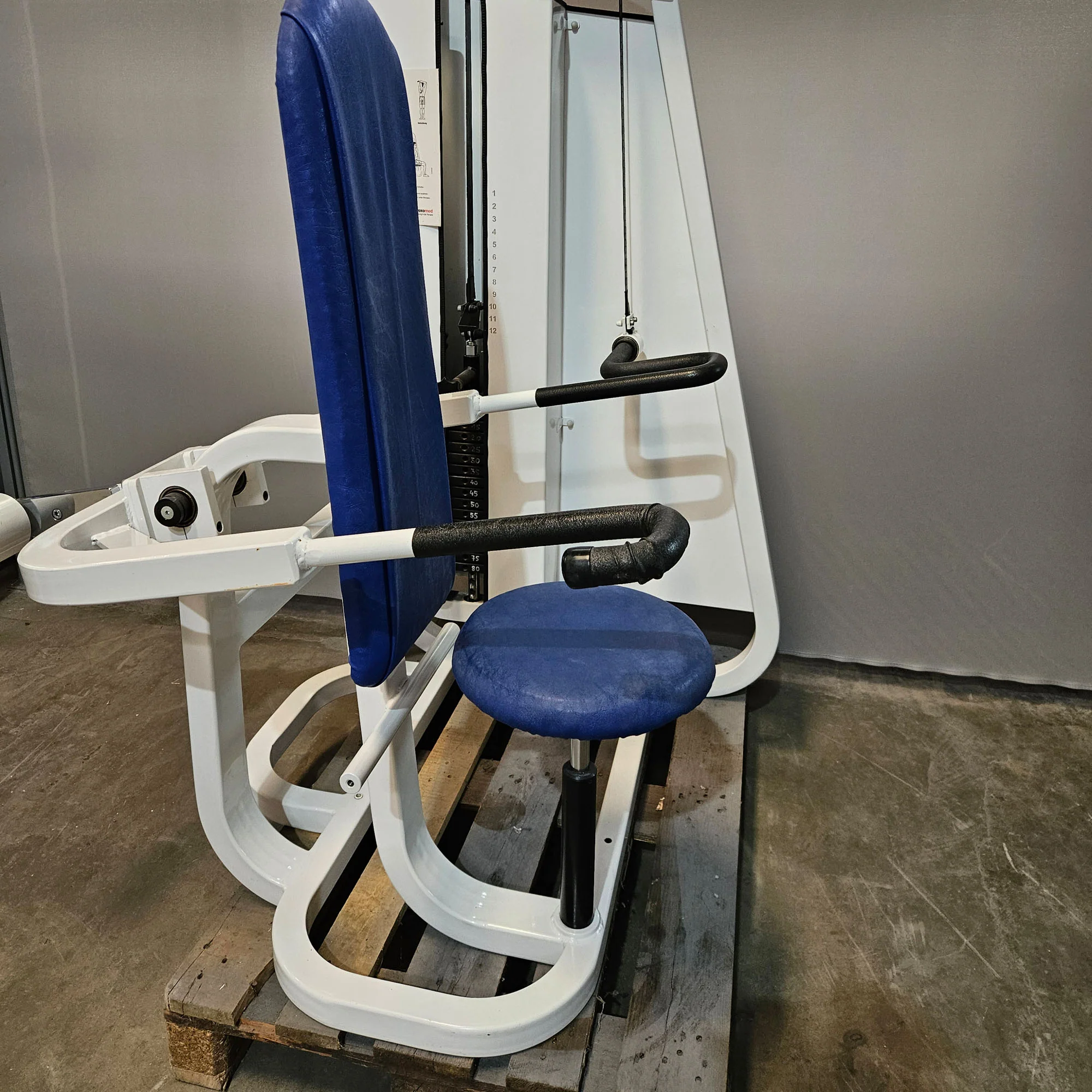 Proxomed, Stützstemme, Dips, Trizepsmaschine, Armstrecker, Compass Serie, Farbe Weiß, gebraucht - geprüfter Zustand mit Gebrauchsspuren - Image 5