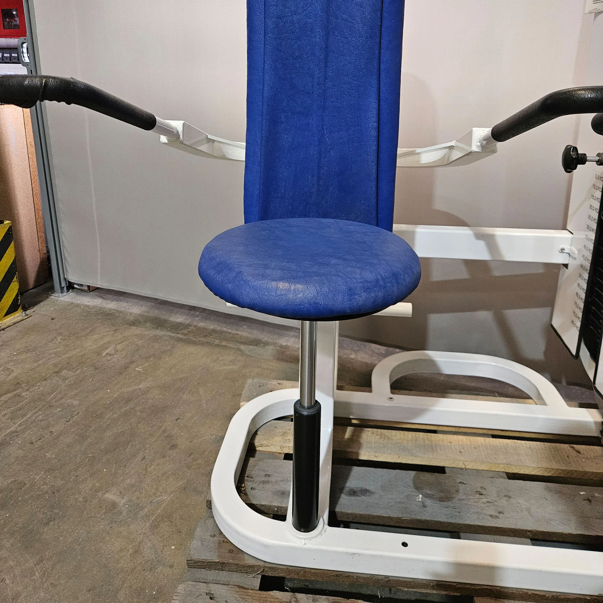 Proxomed, Stützstemme, Dips, Trizepsmaschine, Armstrecker, Compass Serie, Farbe Weiß, gebraucht - geprüfter Zustand mit Gebrauchsspuren - Image 8