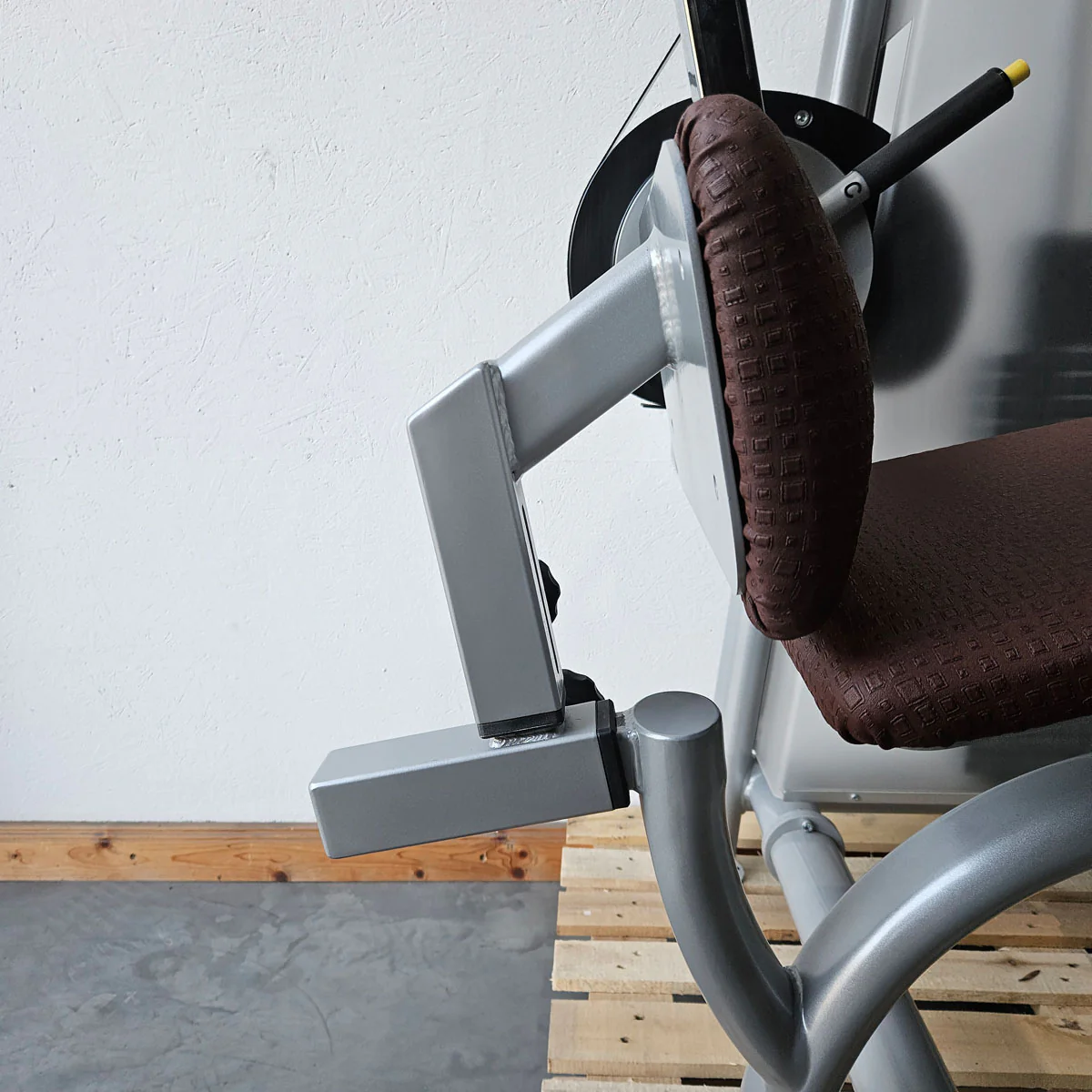 Proxowell bzw Proxomed Rückenflexion, Bauchmaschine, Rückenbeuger, Abdominal Crunch, 100kg Gewichtsblock, Compass bzw C-Well Serie, Rahmenfarbe Silber, gebraucht - überholter Zustand - Image 13