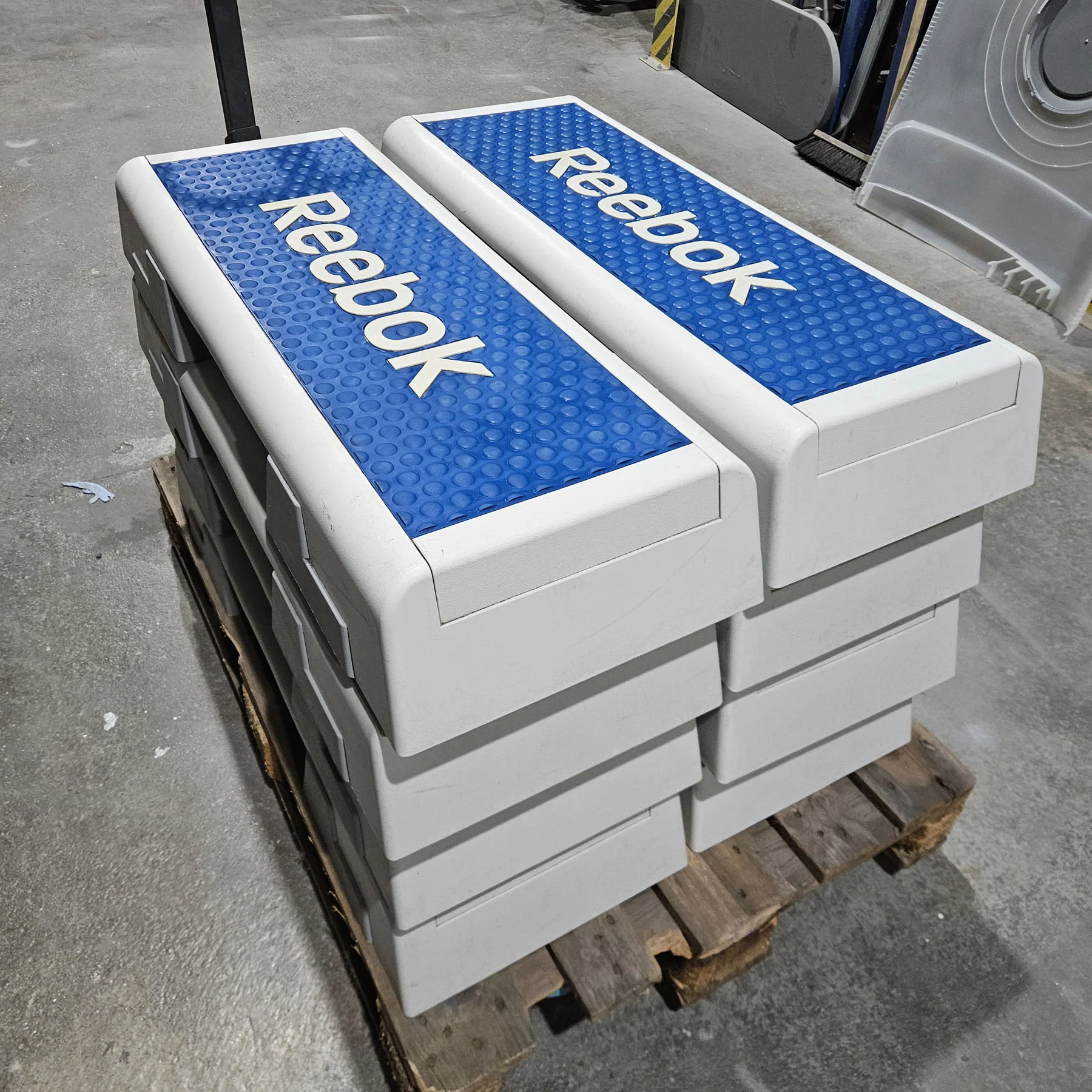 Reebok Steps / Step-Boards, 8 Stück im Set, Weiß-Blau, gebraucht - geprüfter Zustand mit Gebrauchsspuren - Image 3