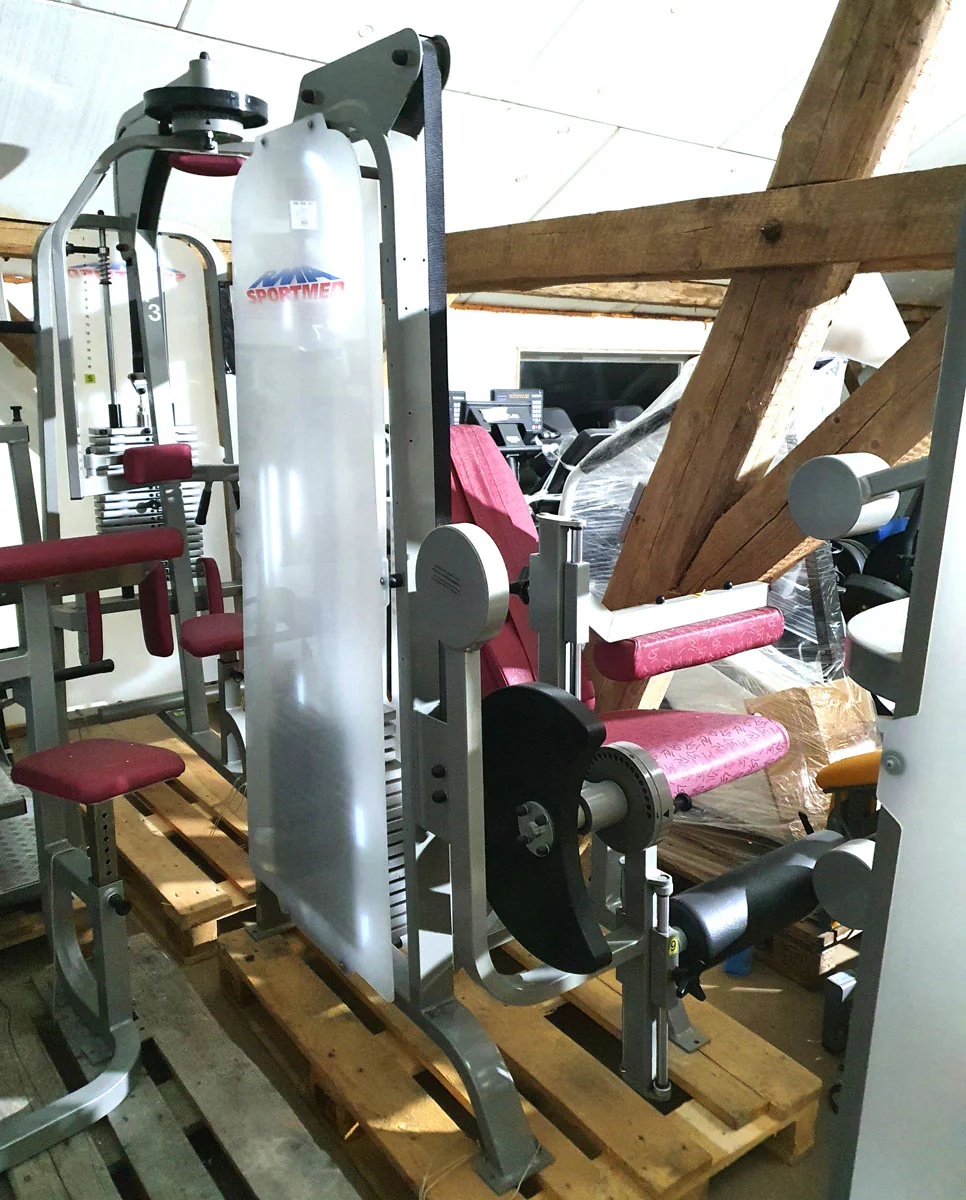 RMA Beinstrecker und Beinbeuger Kombimaschine, sitzend und liegend, Silber, gebraucht - überholter Zustand - Image 3