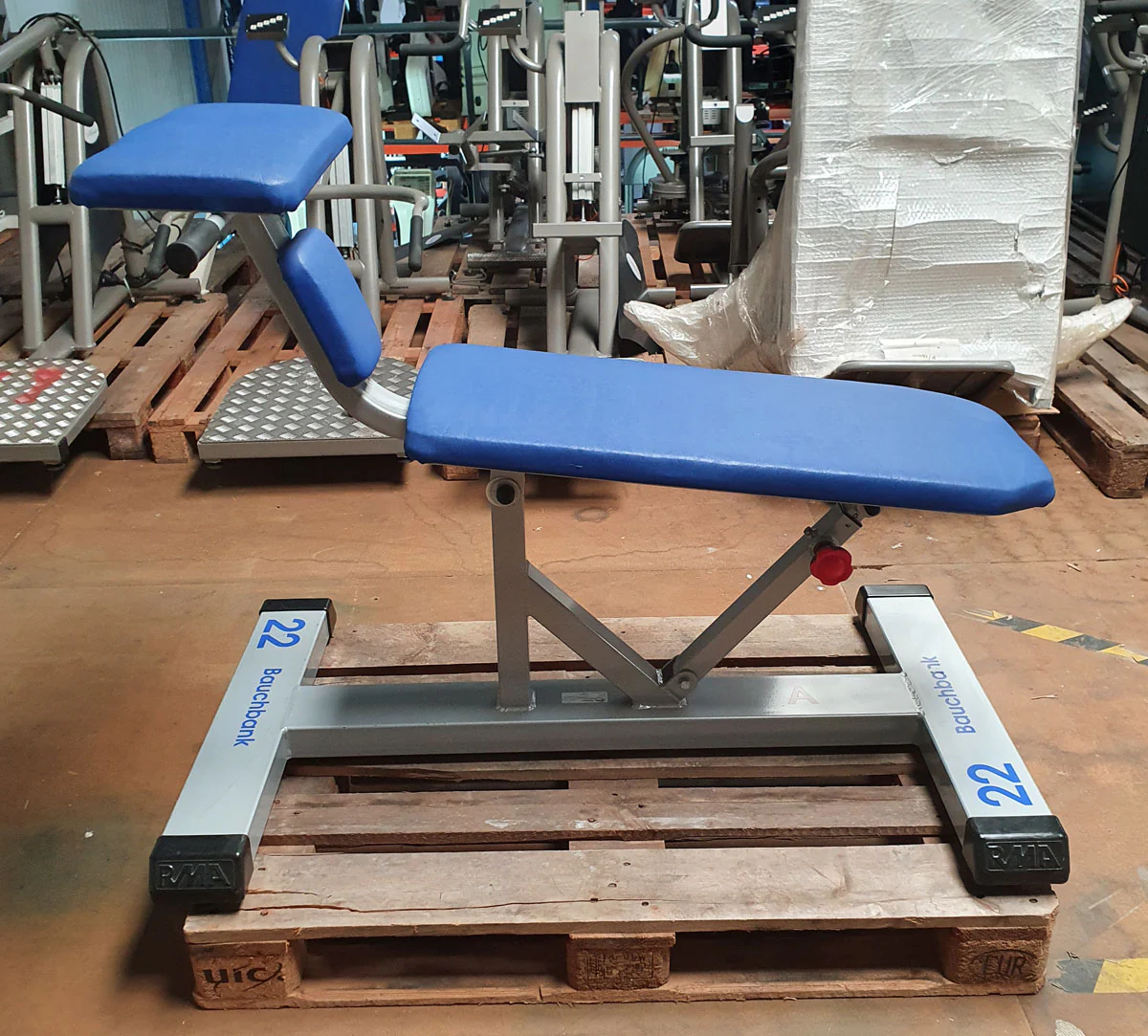RMA Vorderer Rumpfheber, verstellbare Bauchbank, Abdominal Crunch Bench, Rahmenfarbe Silber-Grau, Polsterfarbe Blau, gebraucht - überholter Zustand - Image 2