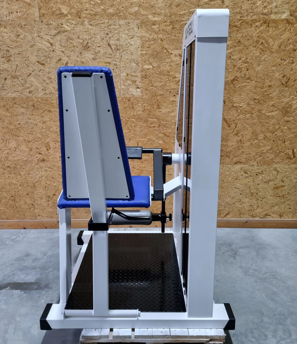Schnell Beinstrecker und Beinbeuger sitzend im Set 2 Geräte - Neu lackiert - Leg Curl und Leg Extension, Rahmenfarbe Weiß, Polsterfarbe Blau, gebraucht - überholter Zustand - Image 8