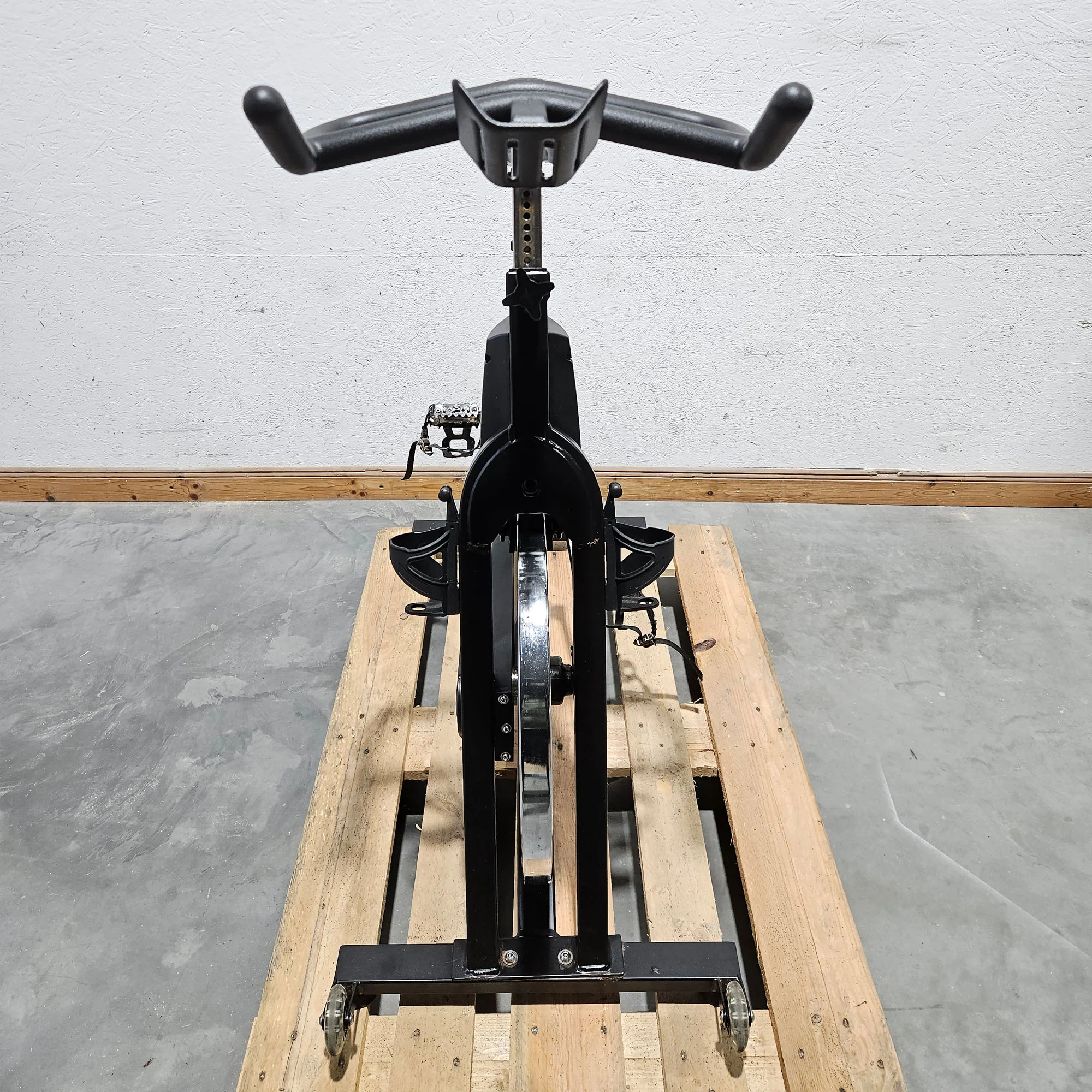 Schwinn Indoor Bike IC Pro20, Kettenantrieb, Farbe Schwarz - gebraucht - geprüfter technischer Zustand, optische Gebrauchsspuren vorhanden - Image 3