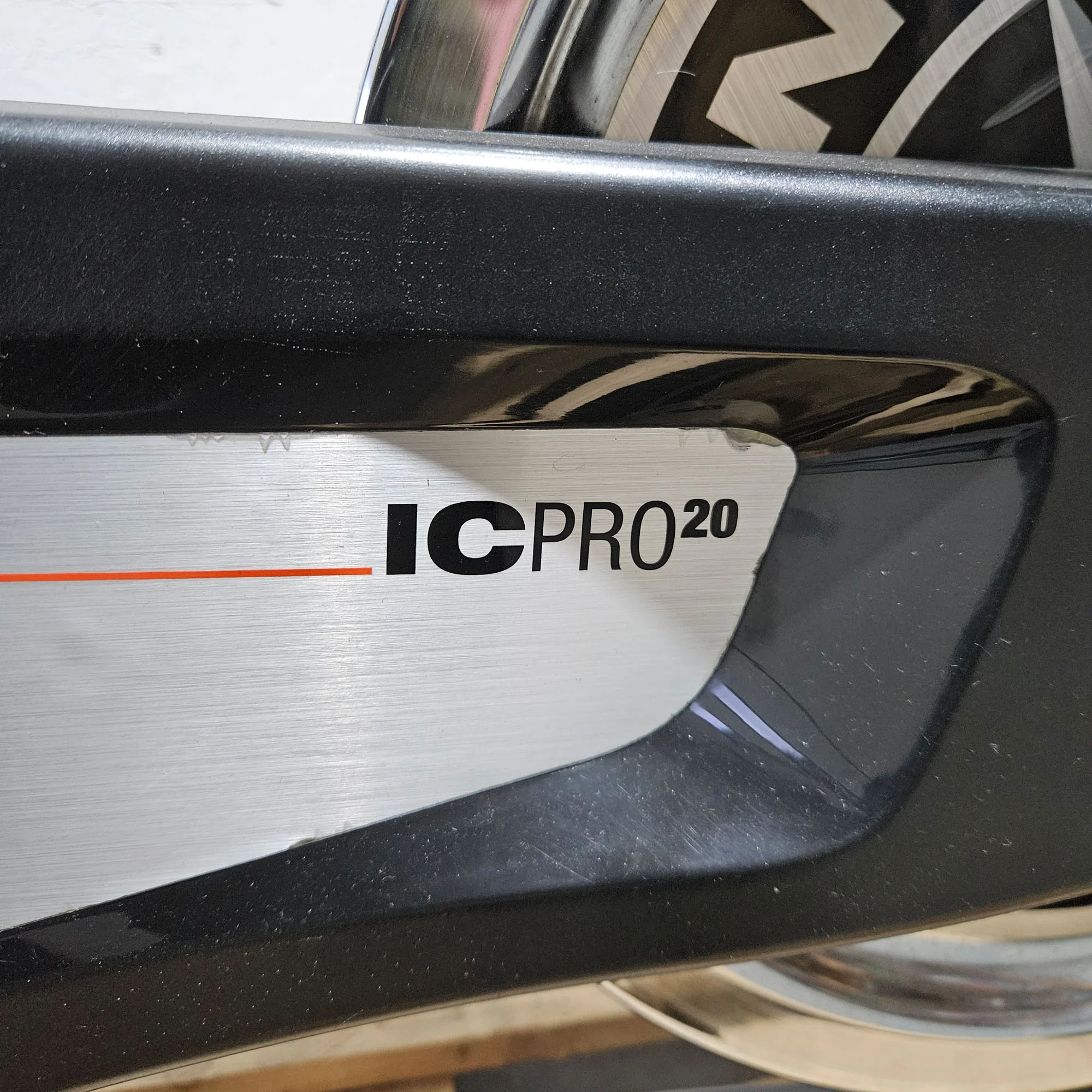 Schwinn Indoor Bike IC Pro20, Kettenantrieb, Farbe Schwarz - gebraucht - geprüfter technischer Zustand, optische Gebrauchsspuren vorhanden - Image 6