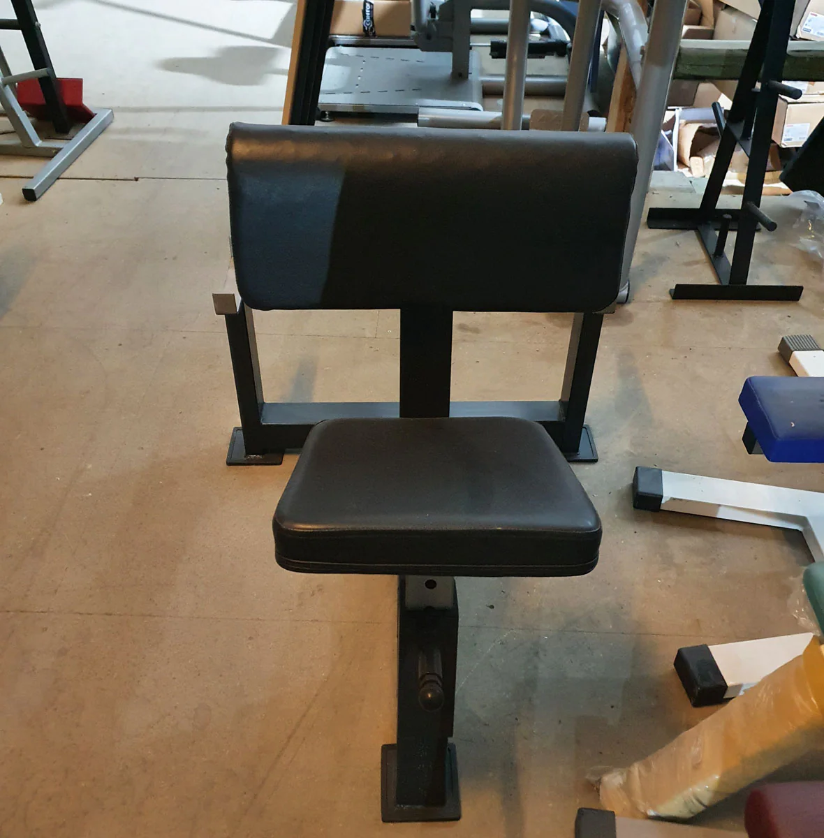Scottcurl Bank, Scott bench, Bizeps Trainingsbank, Rahmen Schwarz, Polster Schwarz, gebraucht - überholter Zustand - Image 3