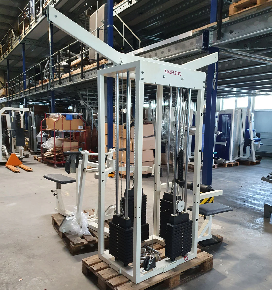 Sportesse 4 Stationenturm, 4 Stack Multi Station, große Gewichtsblöcke, Rahmenfarbe Weiß, gebraucht - geprüfter Zustand - Image 5