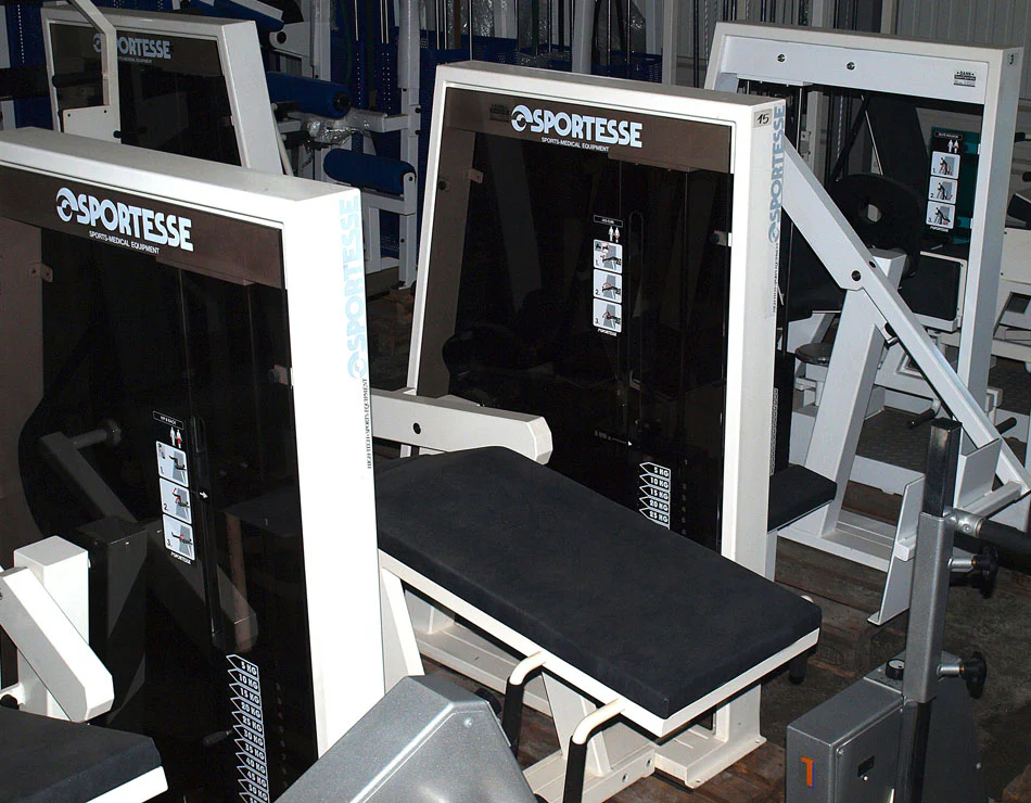 Sportesse Kraftgerätepark, 17 Fitnessgeräte, komplette Fitnessstudio Ausstattung, gebraucht - Image 3