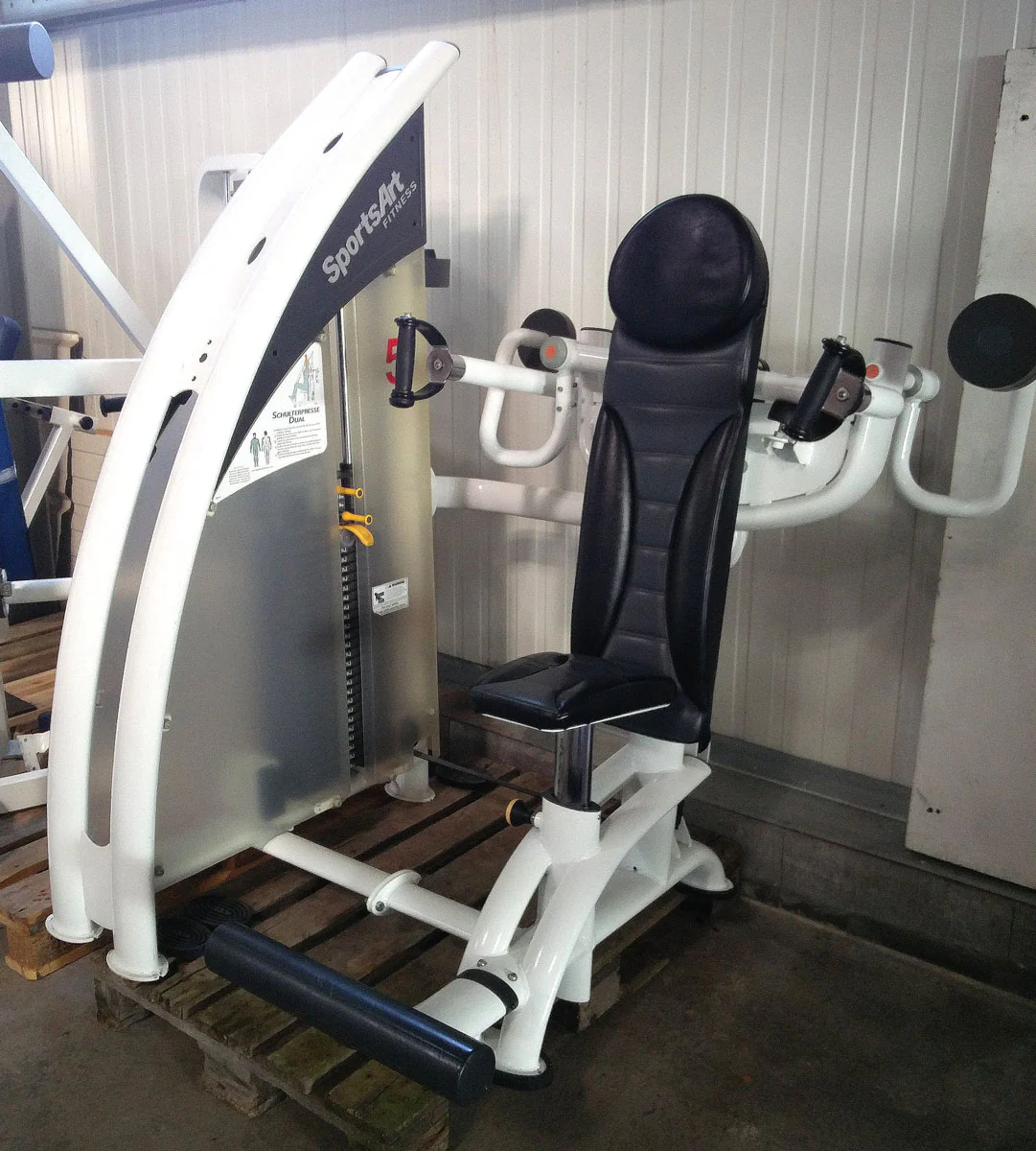 SportsArt 9er Kraftzirkel mit Emotion Displays, Status Serie Kraftgeräte, erweiterbar, Farbe Weiß, gebraucht und generalüberholt - Image 6
