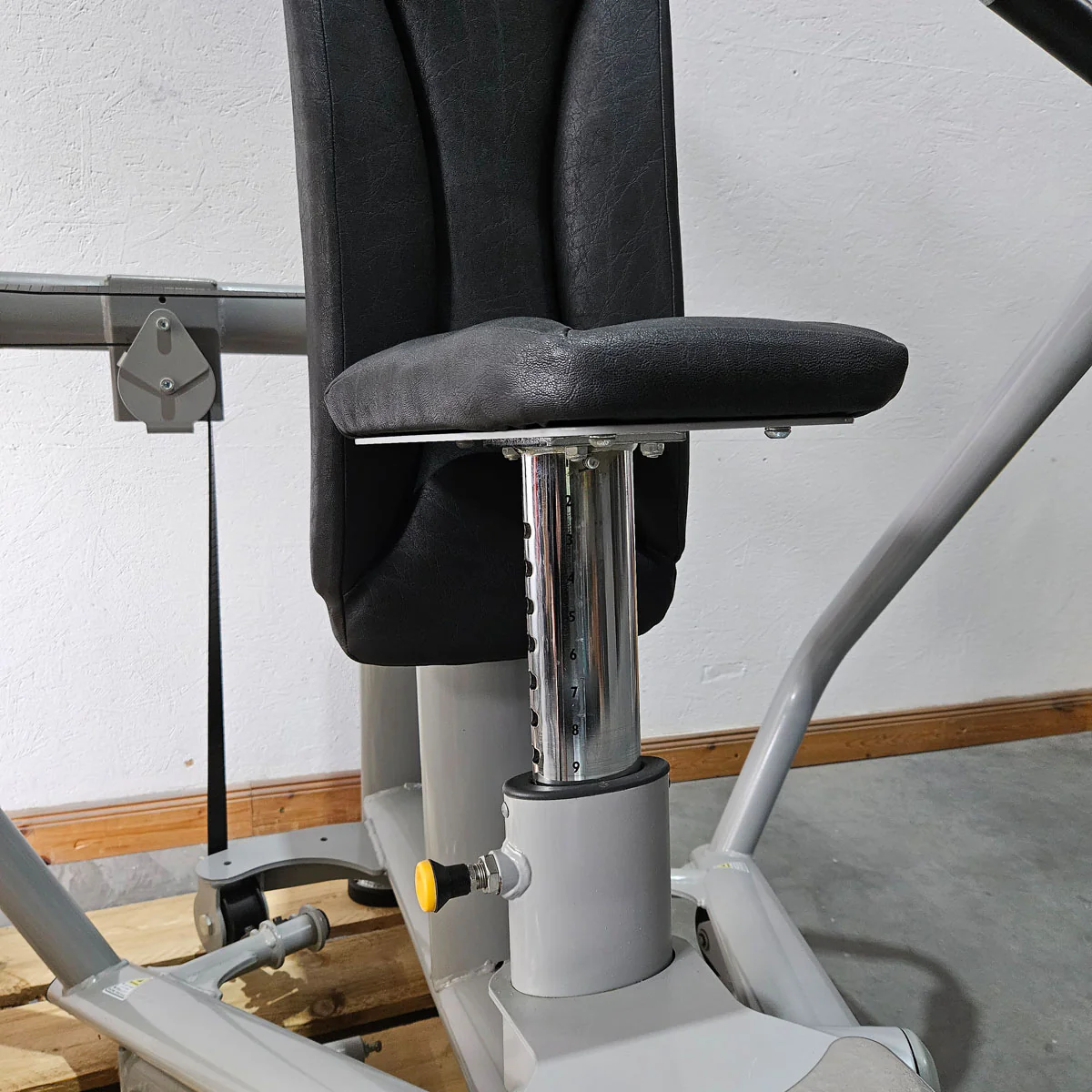 Sportsart Brustpresse DUAL S915 A915 N915, Independent Chest Press, Bankdrückmaschine Bilateral, Rahmenfarbe Silber, gebraucht - überholter Zustand - Image 7
