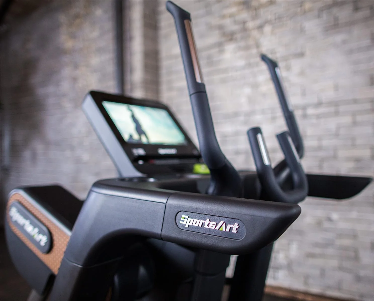 Sportsart Cross Trainer, Crosstrainer V886 Verso - Image 3