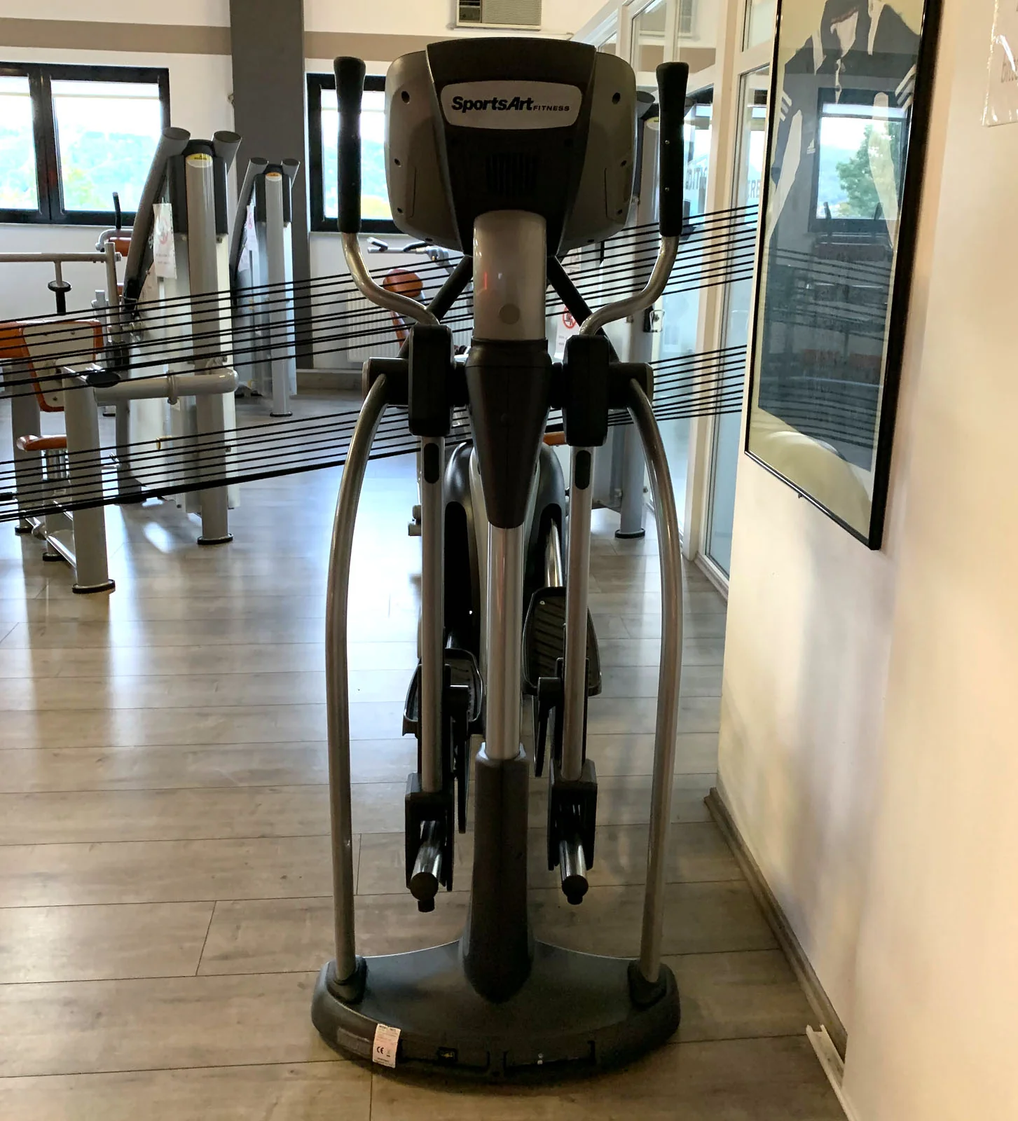 SportsArt Crosstrainer, E872 Commercial Ellipsentrainer, Rahmen Silber-Schwarz, gebraucht - überholter Zustand - Image 4