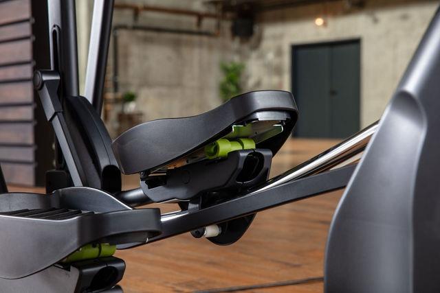 Sportsart Elliptical, Ellipsentrainer G874 - Image 10