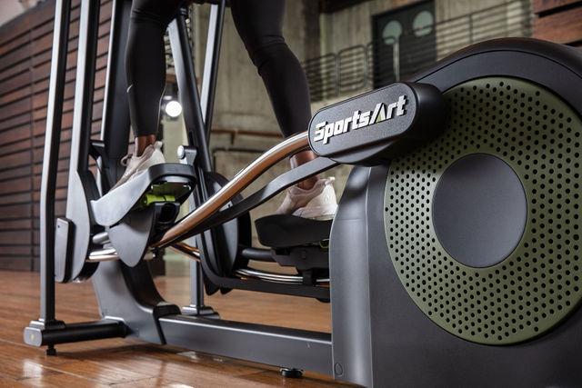 Sportsart Elliptical, Ellipsentrainer G874 - Image 9