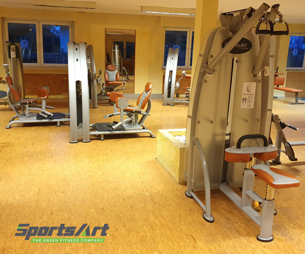 SportsArt Kraftgerätepark - 20 Kraftgeräte im Set, Status Serie, gebraucht, überholter Zustand - Image 7