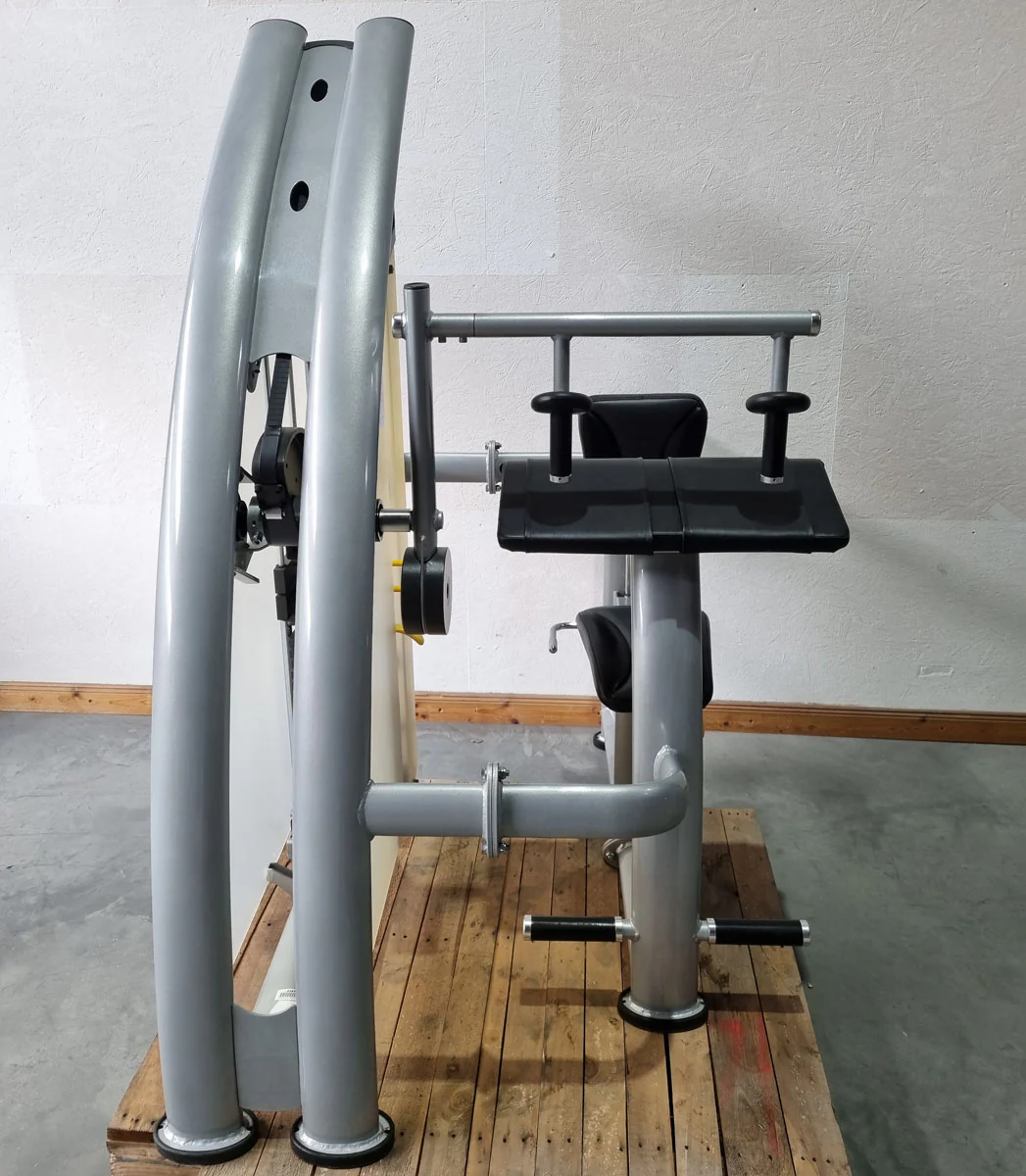 SportsArt Trizepsmaschine Horizontal S925 A925 N925 Trizepsstrecker, Triceps Extension, Rahmenfarbe Silber, gebraucht - überholter Zustand - Image 4