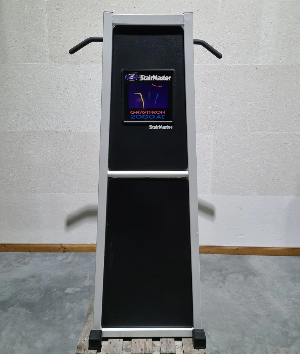 Stairmaster Gravitron 2000 AT Dip-Chin, Dip-Klimmzugmaschine mit Gewichtsunterstützung, Rahmen Weiß, gebraucht - überholter Zustand - Image 3