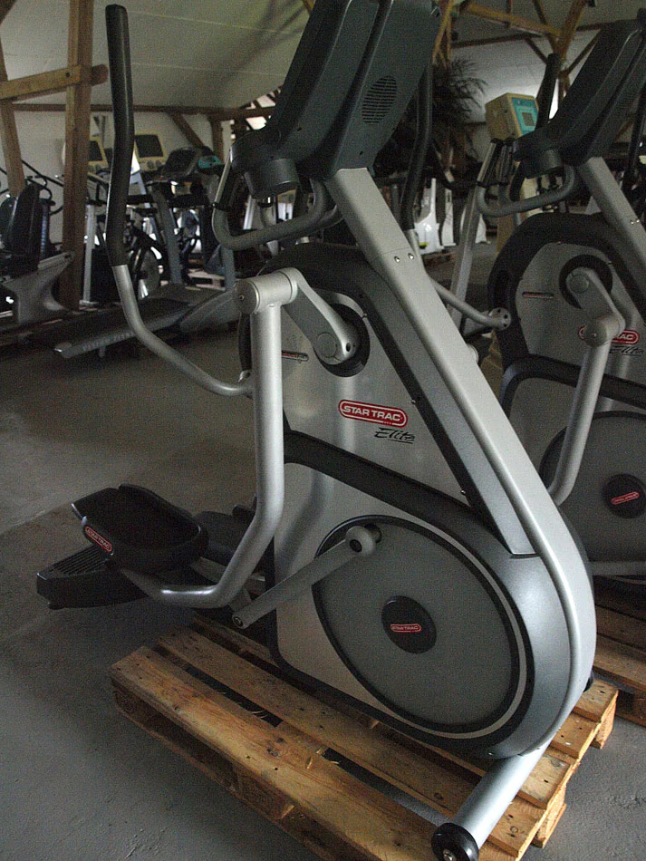 Star Trac 6230 Elite Ellipsen Crosstrainer Sintpo, gebraucht - geprüfter Zustand - Image 3