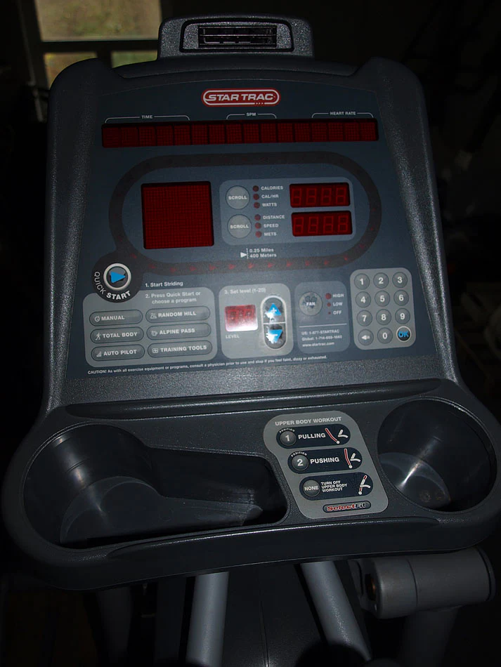 Star Trac 6230 Elite Ellipsen Crosstrainer Sintpo, gebraucht - geprüfter Zustand - Image 4