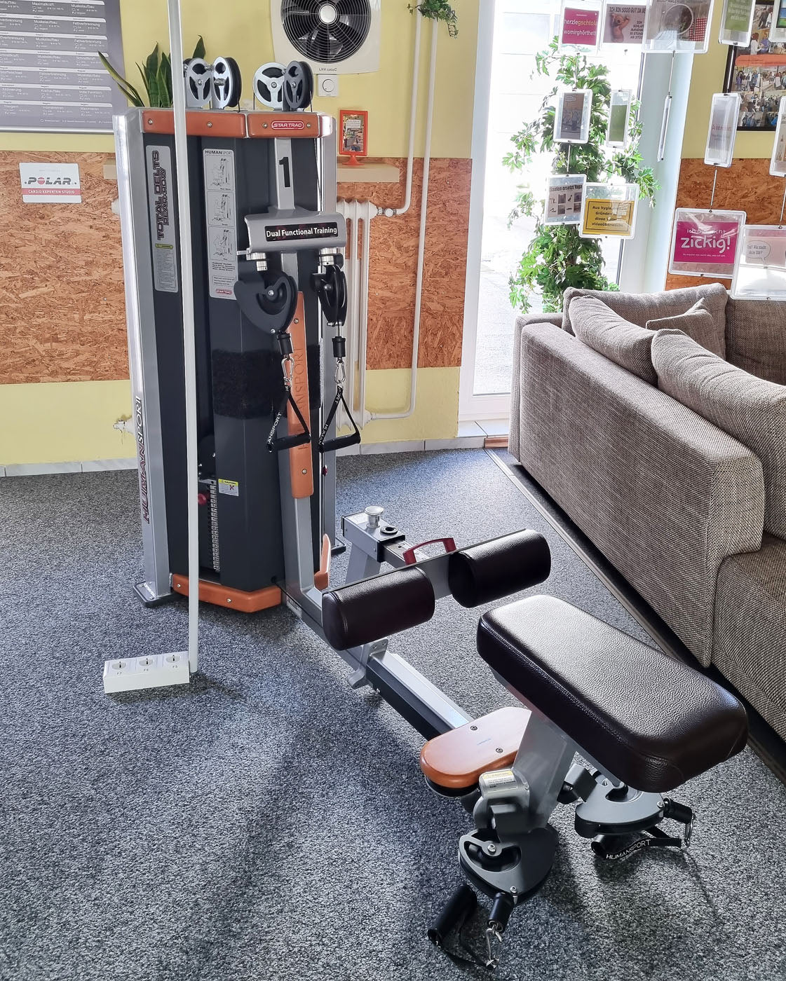 StarTrac Human Sports Line Zirkel, 6 Kraftgeräte im Set, gebraucht, überholter Zustand - Image 11