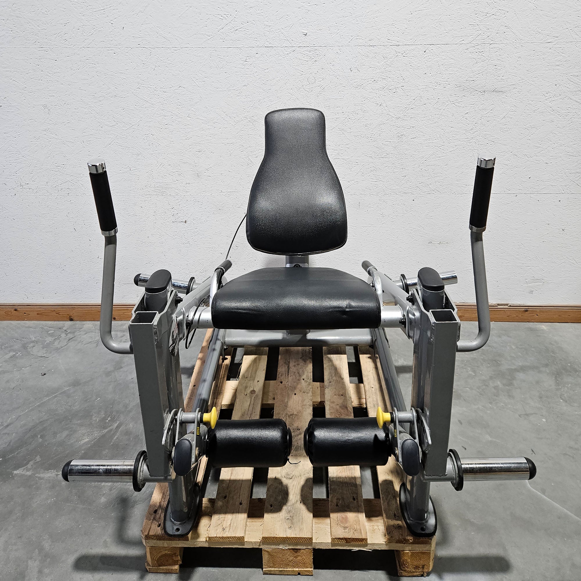 Steelflex Plate Load Isolateral Beinstrecker PLLE, gebraucht - mit Gebrauchsspuren - Image 2