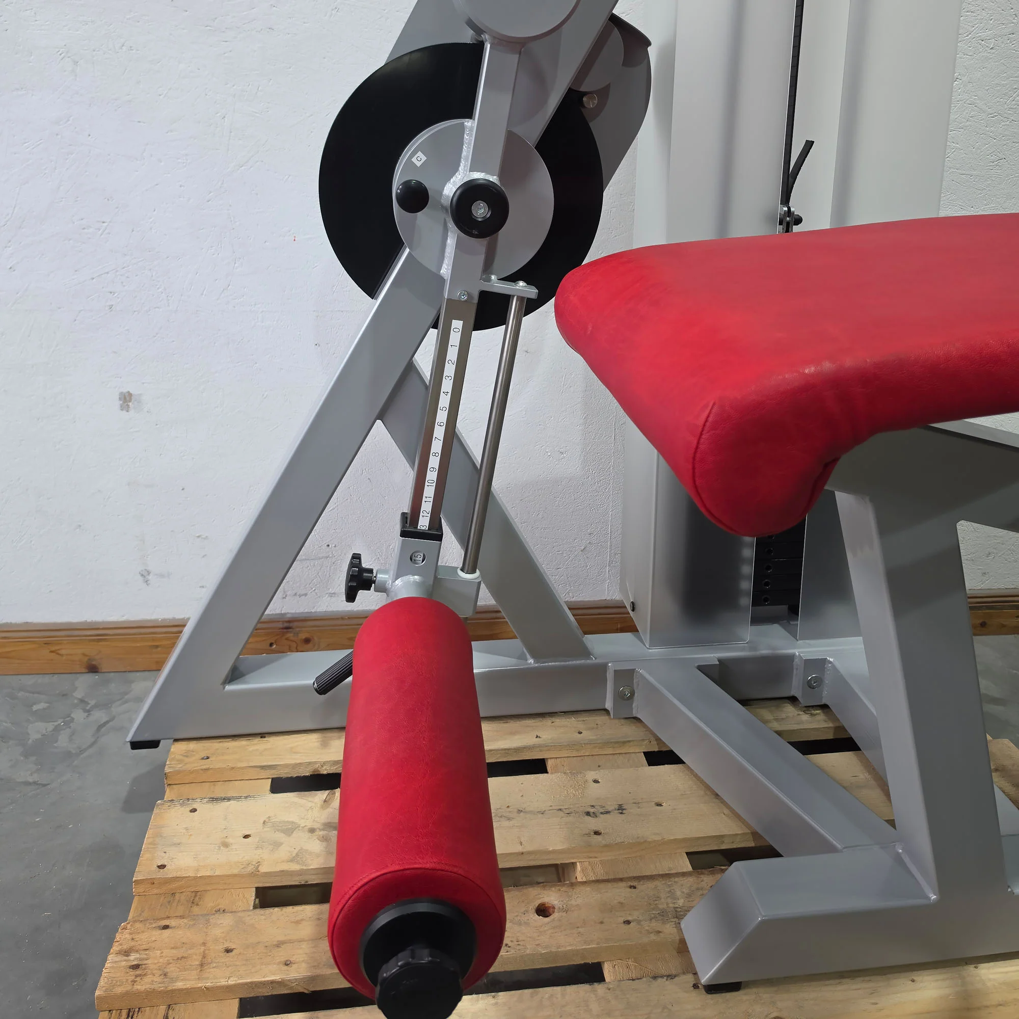 SVG Beinstrecker u. Beinbeuger liegend 2 in 1 Kombigerät, sitzend / liegend verstellbar, MPG, Farbe Silber, gebraucht - überholter Zustand - Image 16