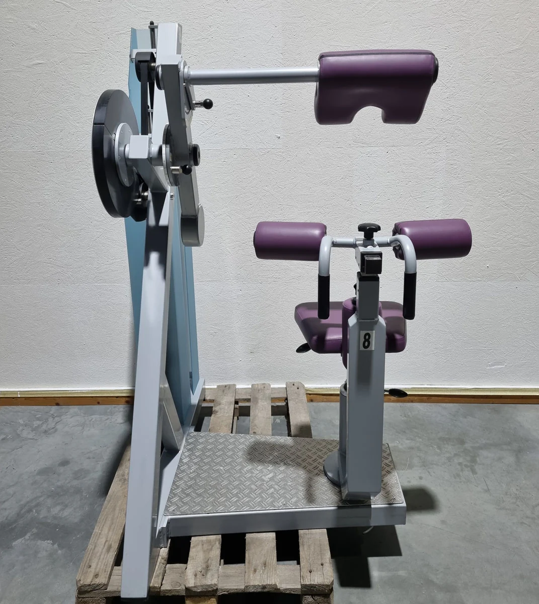 SVG HWS-Trainer, Hals und Nacken Trainingsmaschine, Halswirbelbsäule Kräftigung, Reha Line, Rahmenfarbe Silber, Polsterfarbe Lila, gebrauchter - überholter Zustand - Image 3
