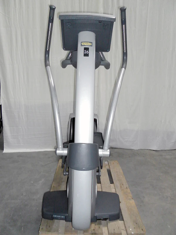 TechnoGym Crosstrainer Excite Line Syncro 700 mit Handpuls und Polar, gebraucht - Image 2
