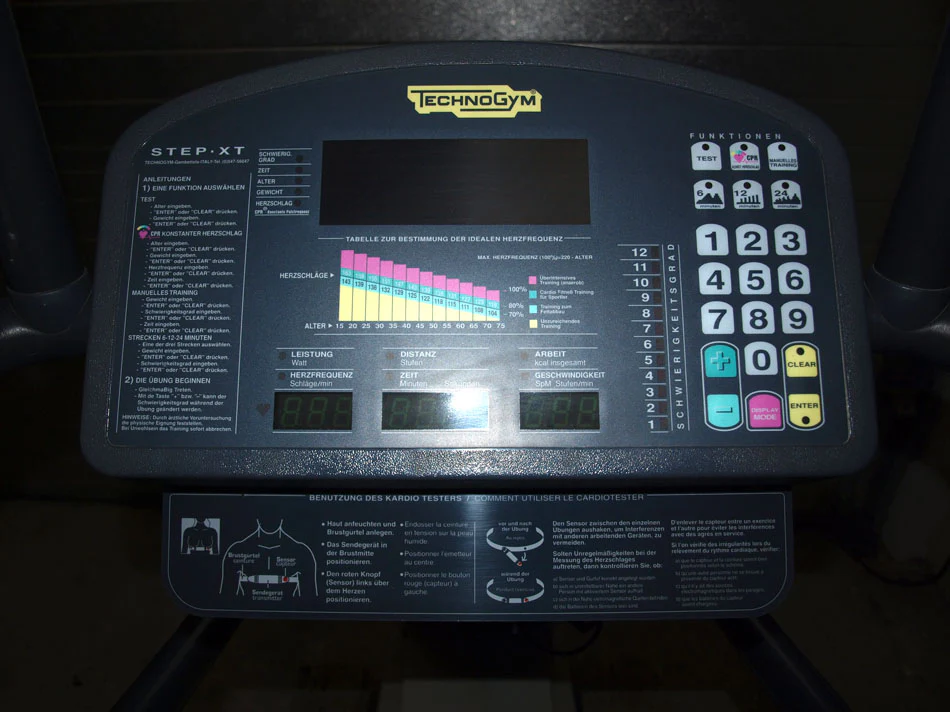 TechnoGym XT Line Stepper - Step XT, gebraucht - geprüfter Zustand, funktionsfähig - Image 3
