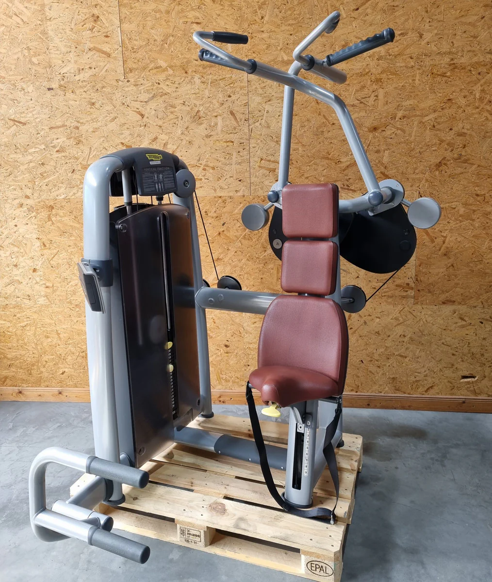 TechnoGym 10 Kraftgeräte im Set, Isocontrol Displays, Selection Line, Neue Version mit Plastikverkleidungen, gebraucht - überholter Zustand - Image 12