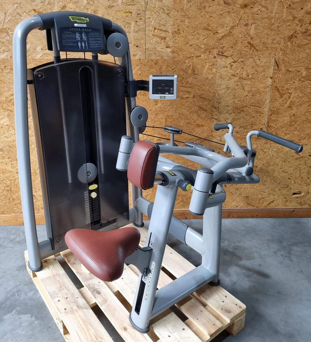 TechnoGym 10 Kraftgeräte im Set, Isocontrol Displays, Selection Line, Neue Version mit Plastikverkleidungen, gebraucht - überholter Zustand - Image 13