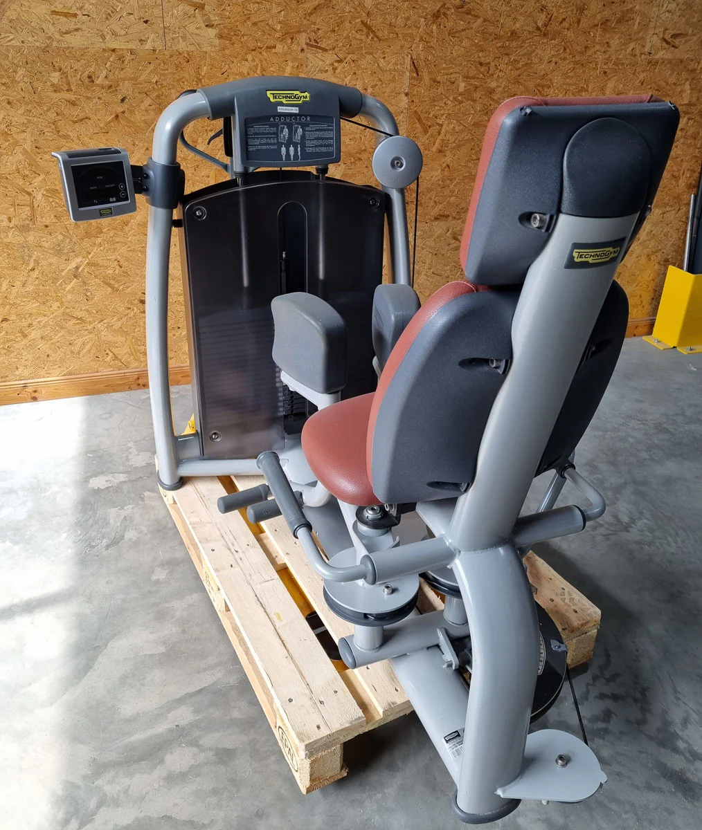 TechnoGym 10 Kraftgeräte im Set, Isocontrol Displays, Selection Line, Neue Version mit Plastikverkleidungen, gebraucht - überholter Zustand - Image 20