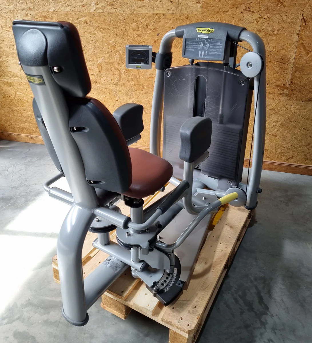 TechnoGym 10 Kraftgeräte im Set, Isocontrol Displays, Selection Line, Neue Version mit Plastikverkleidungen, gebraucht - überholter Zustand - Image 21