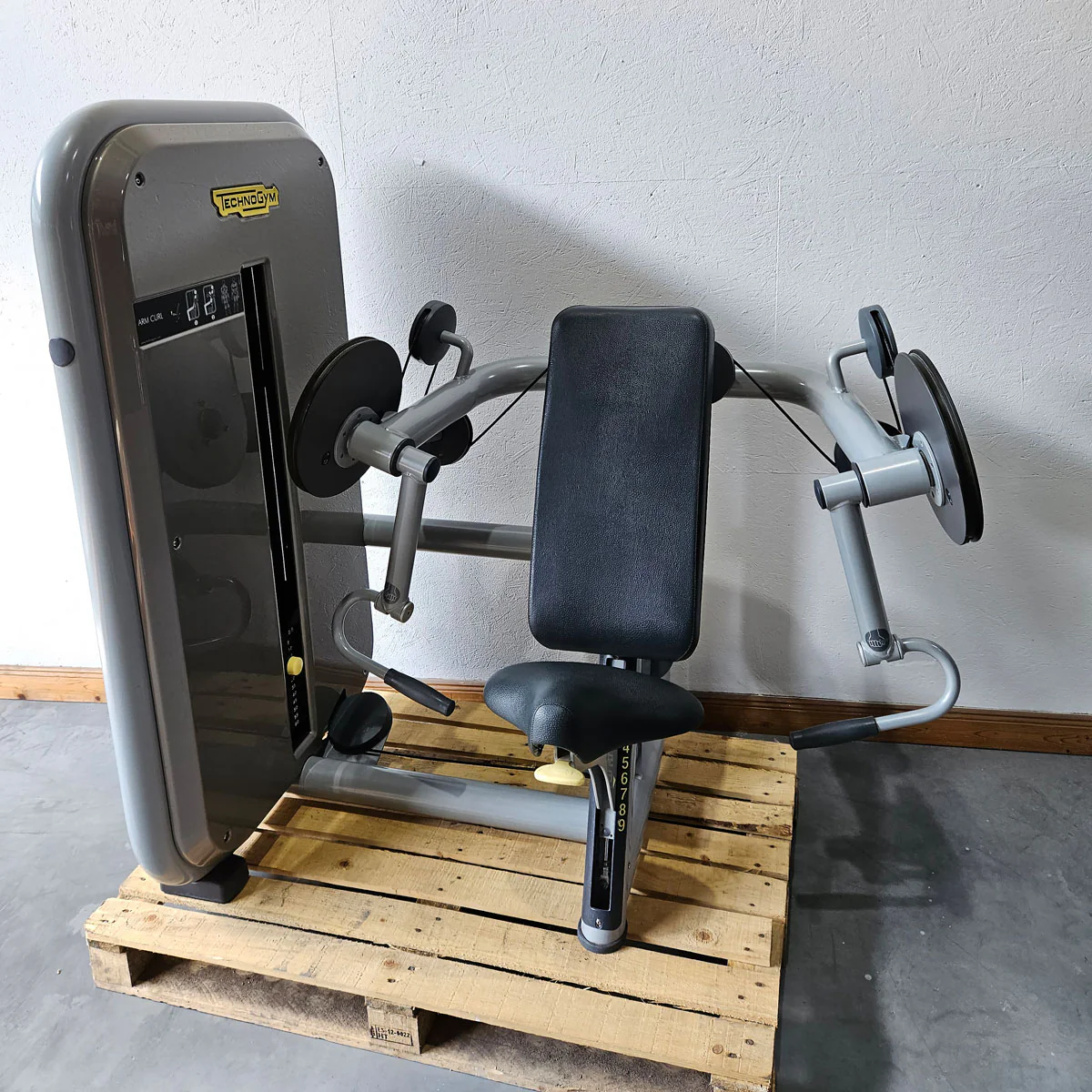 TechnoGym 12 Kraftgeräte im Set, Element Line Serie, Kraftgerätepark Fitnessstudio, gebraucht - überholter Zustand - Image 10