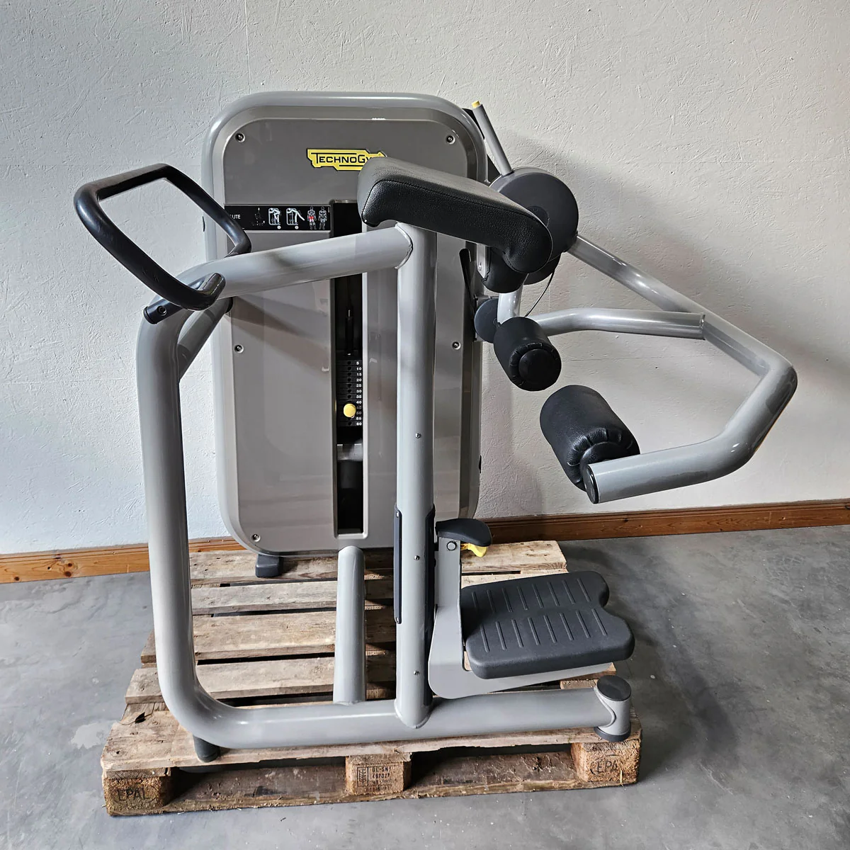 TechnoGym 12 Kraftgeräte im Set, Element Line Serie, Kraftgerätepark Fitnessstudio, gebraucht - überholter Zustand - Image 25