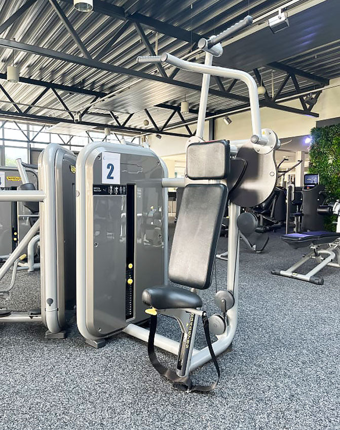 TechnoGym 13 Kraftgeräte im Set, Element Line Serie, gebraucht - überholter Zustand - Image 14