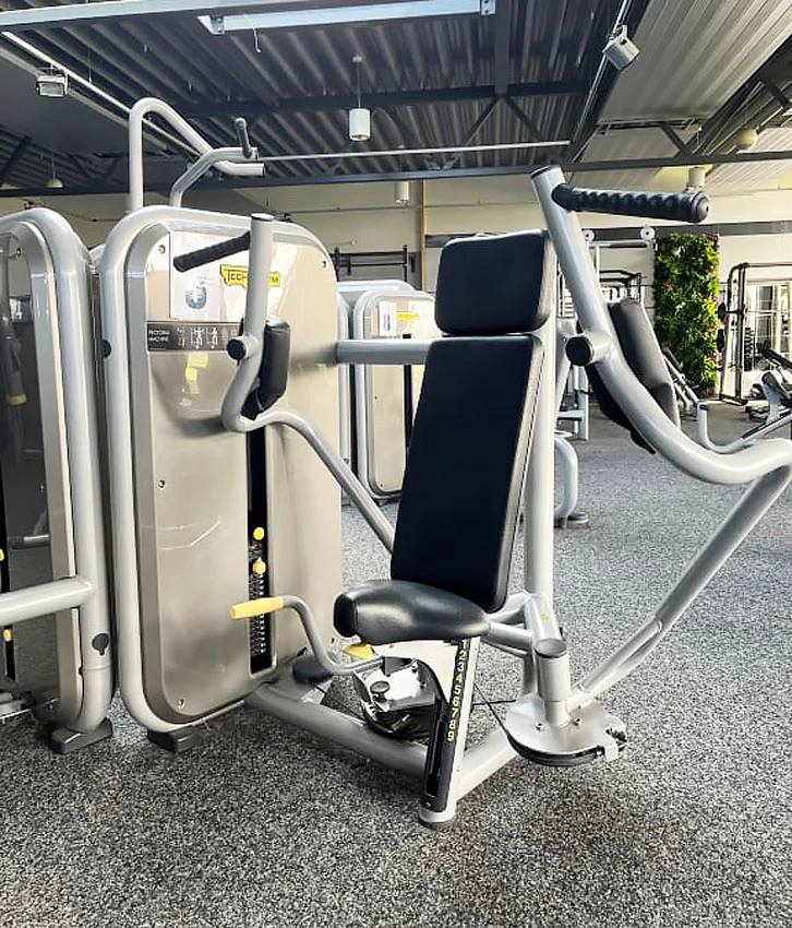 TechnoGym 13 Kraftgeräte im Set, Element Line Serie, gebraucht - überholter Zustand - Image 17
