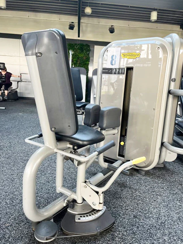 TechnoGym 13 Kraftgeräte im Set, Element Line Serie, gebraucht - überholter Zustand - Image 28
