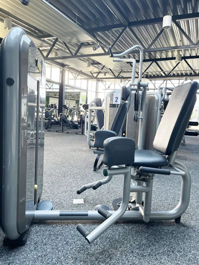TechnoGym 13 Kraftgeräte im Set, Element Line Serie, gebraucht - überholter Zustand - Image 31