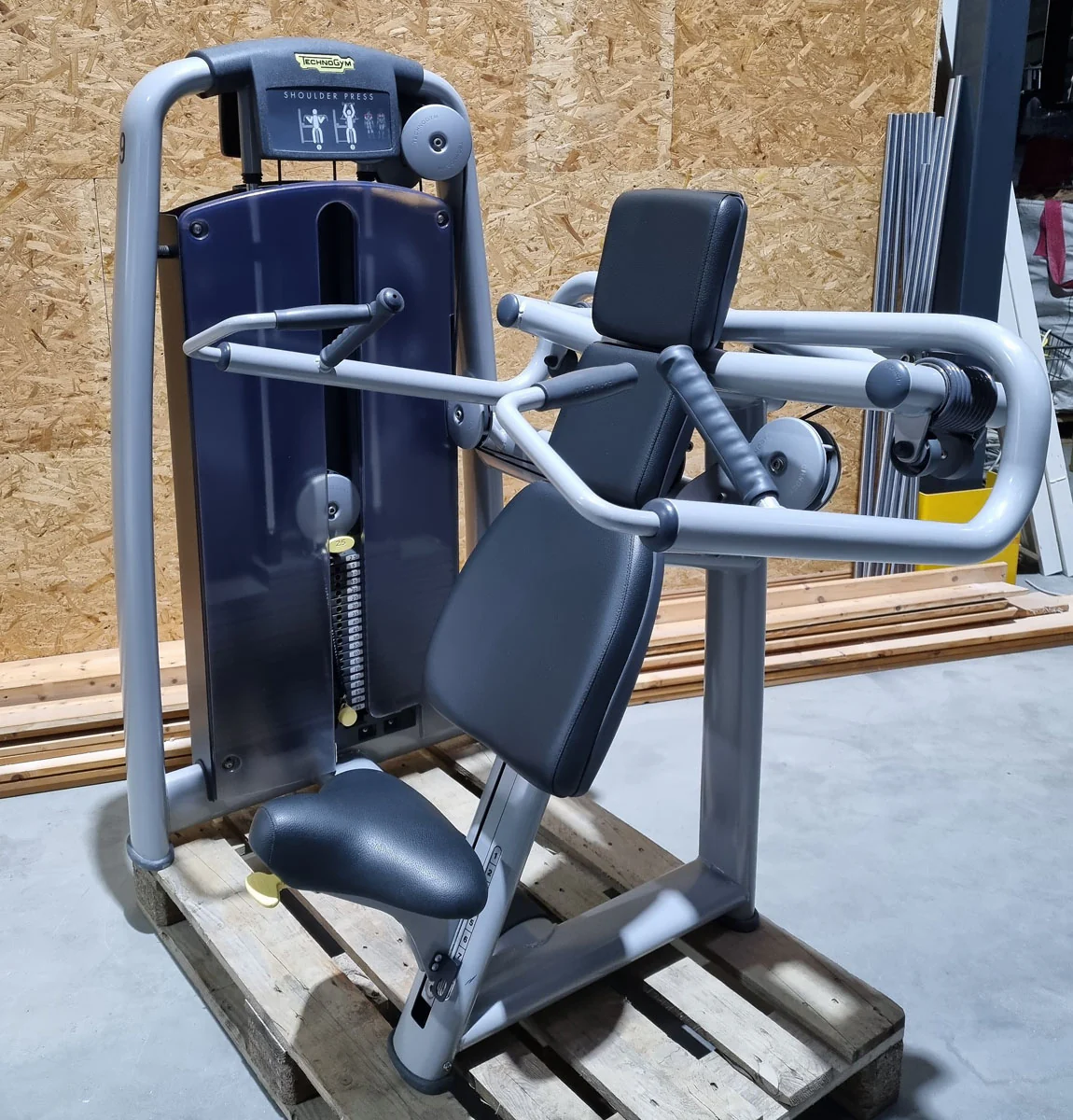 TechnoGym 15 Kraftgeräte im Set, Selection Line, Neue Version mit Plastikverkleidungen, gebraucht - überholter Zustand - Image 5